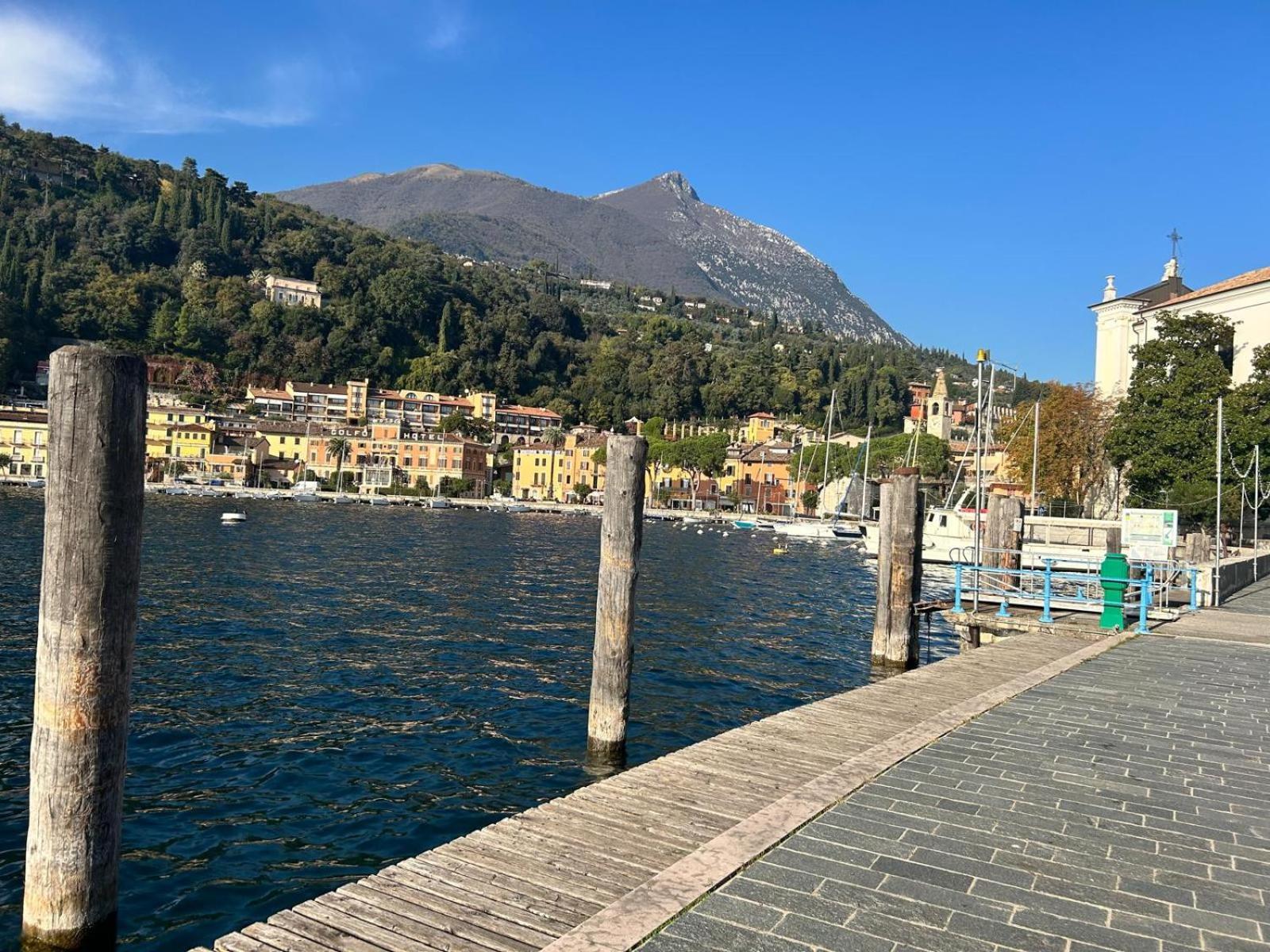 Casa Santi Il Silenzio Tra Lago E Montagna 托斯科拉诺-马德尔诺 外观 照片